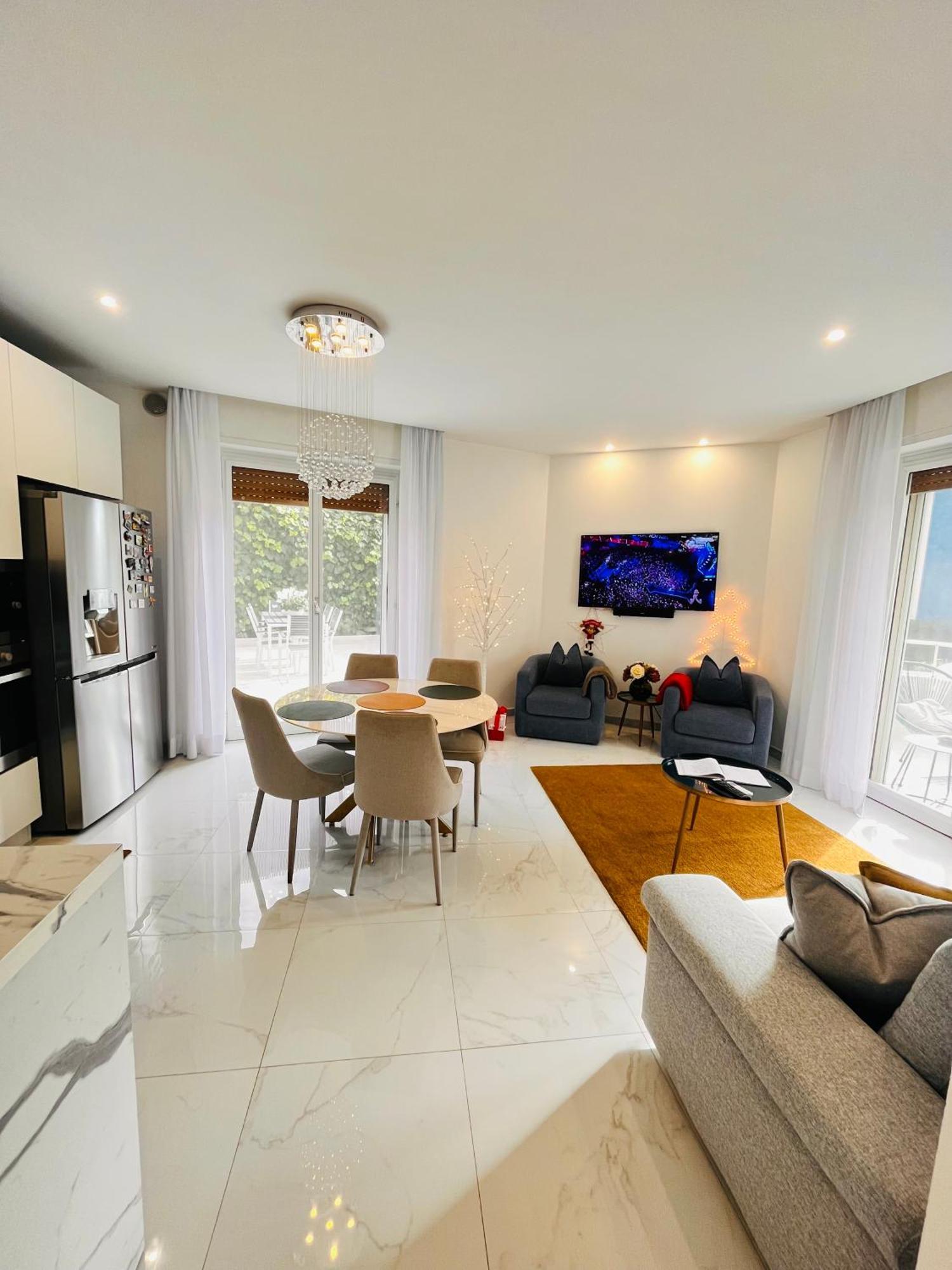 Vanecia'S Luxury Homestay Sanremo Exterior photo